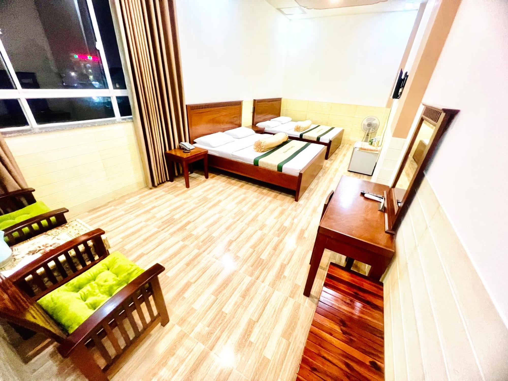 Xuan Huynh 3 Hotel Soc Trang Eksteriør bilde
